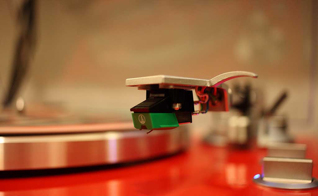 Teac TN-300 a TN-400BT - Hi-Fi Voice - recenze audio-video techniky a ...