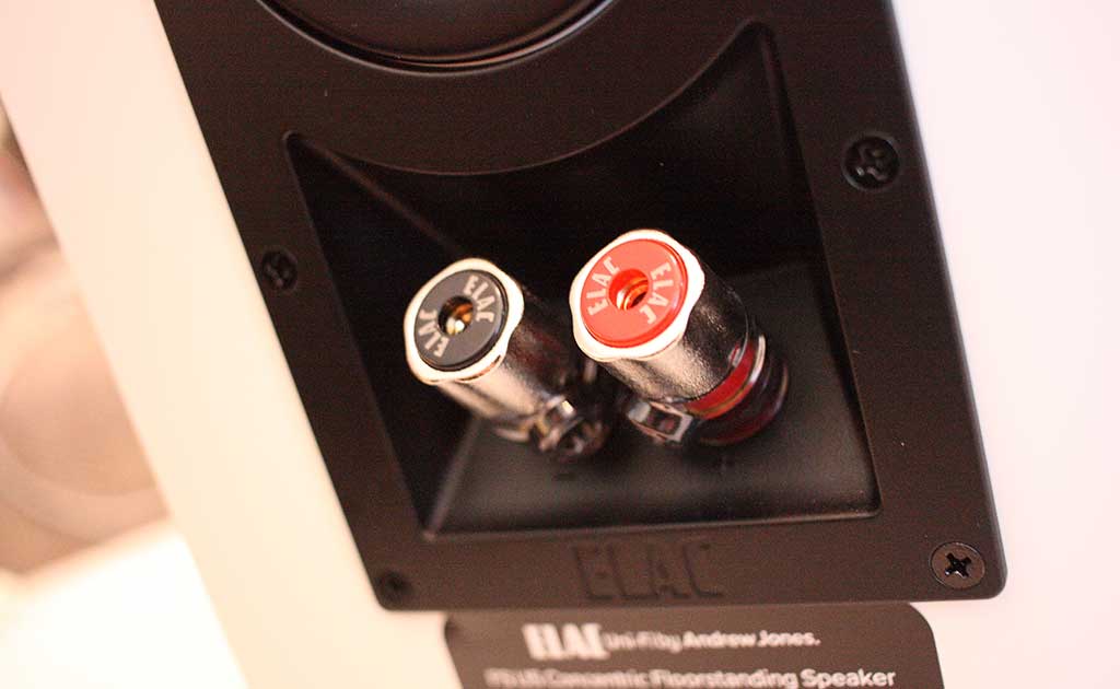 2017 02 28 TST ELAC UniFi U5 Slim 13