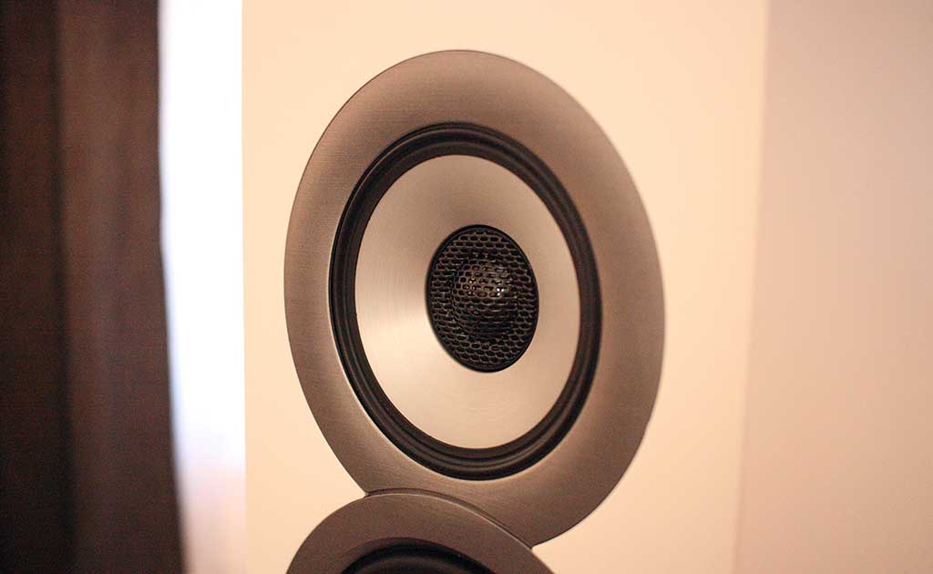 2017 02 28 TST ELAC UniFi U5 Slim 3