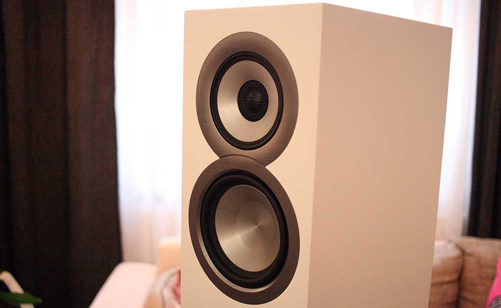 2017 02 28 TST ELAC UniFi U5 Slim 4