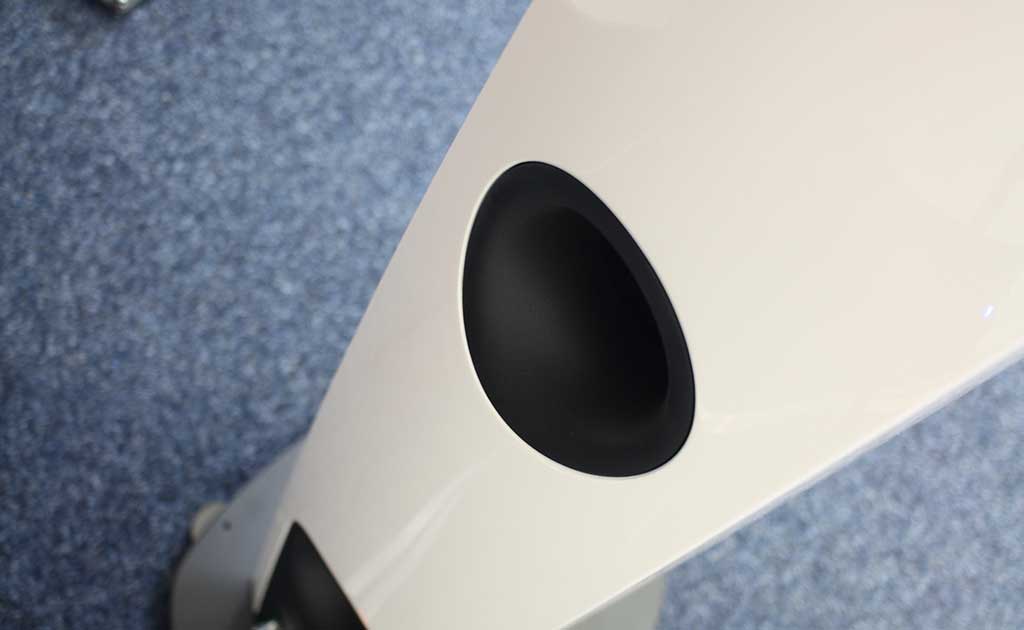 2017 05 11 TST KEF Blade Two 9