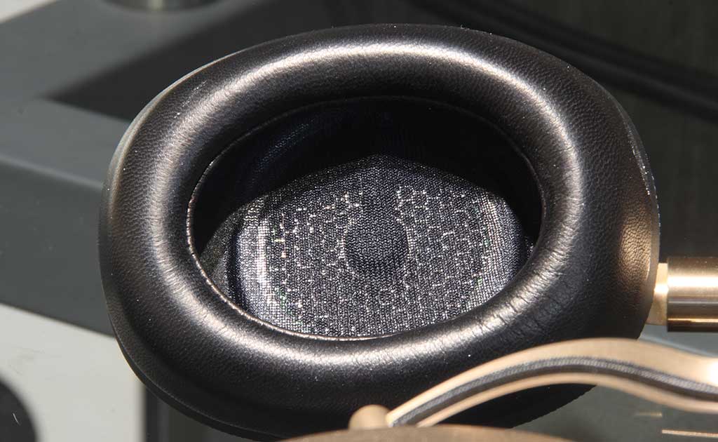 2018 02 14 TST Bowers Wilkins PX 8