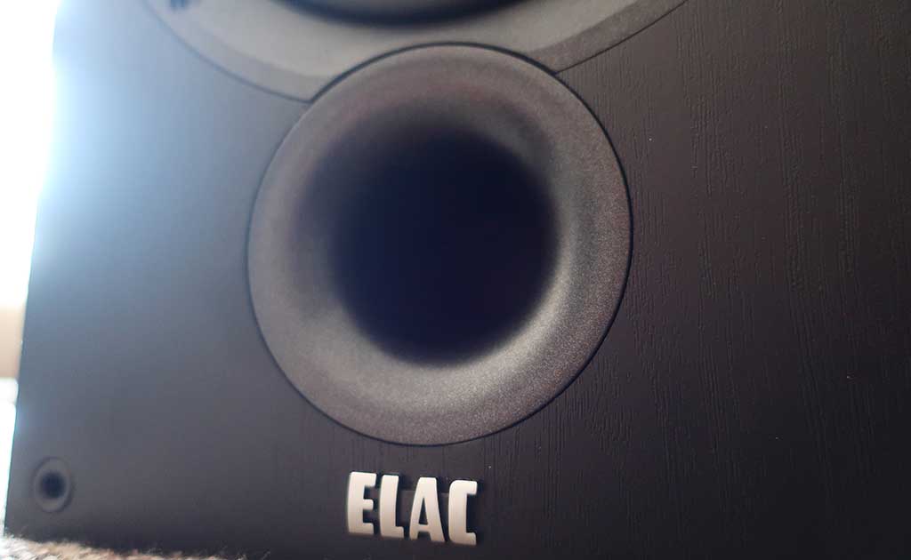 2018 11 07 TST ELAC Debut 2 0 B 62 6