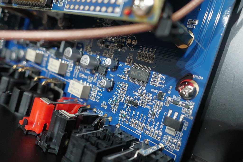 NAD C 658 - Hi-Fi Voice - recenze audio-video techniky a chytrého bydlení