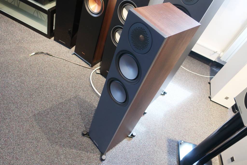 2020 07 30 TST Monitor Audio Bronze 200 6G 2