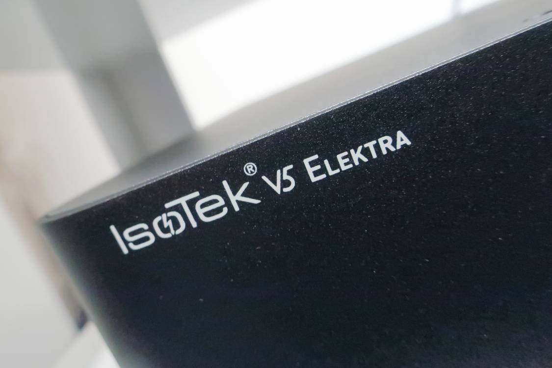 2022 07 30 TST IsoTek V5 Elektra 3