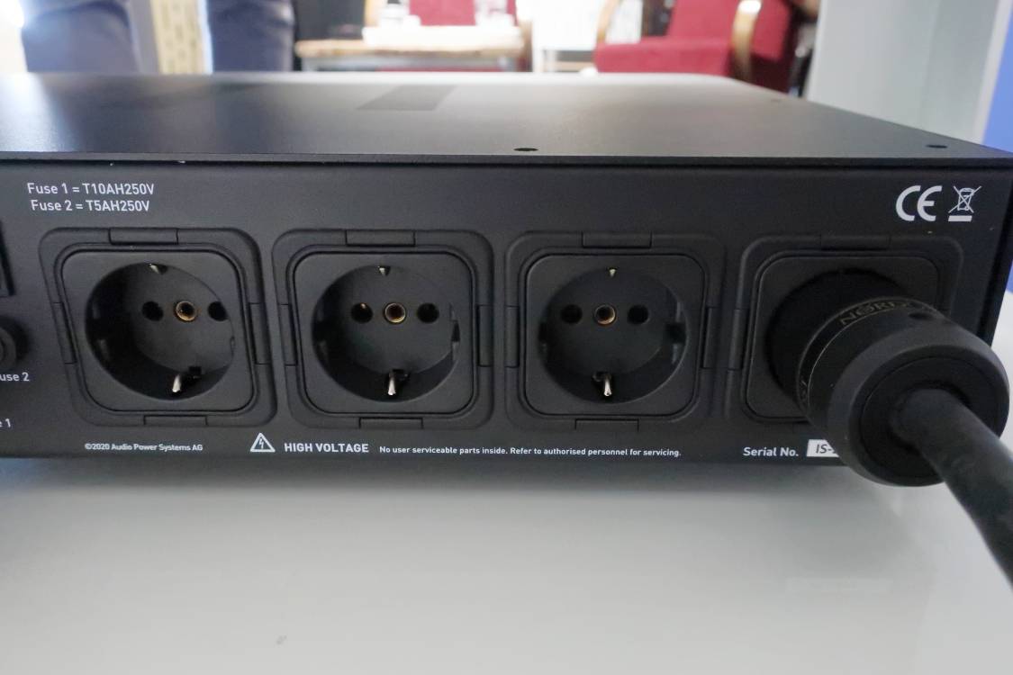 2022 07 30 TST IsoTek V5 Elektra 7