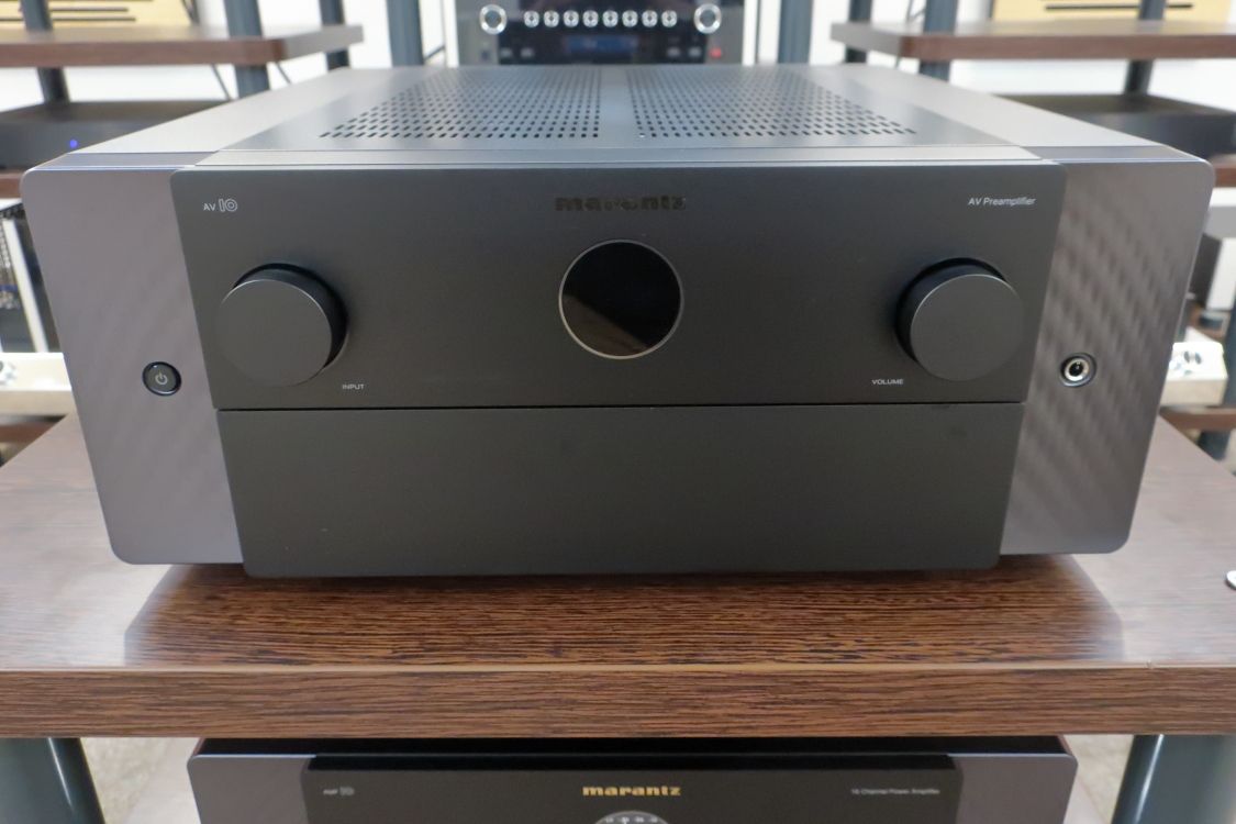 2023 01 30 DK Marantz AV 10 AMP 10 37