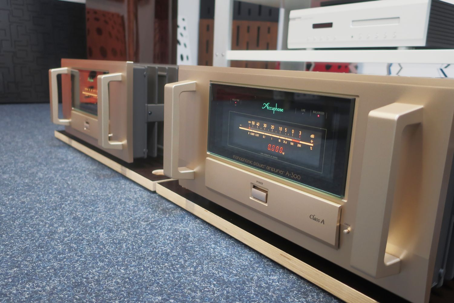 2025 02 28 TST Accuphase A 300 4