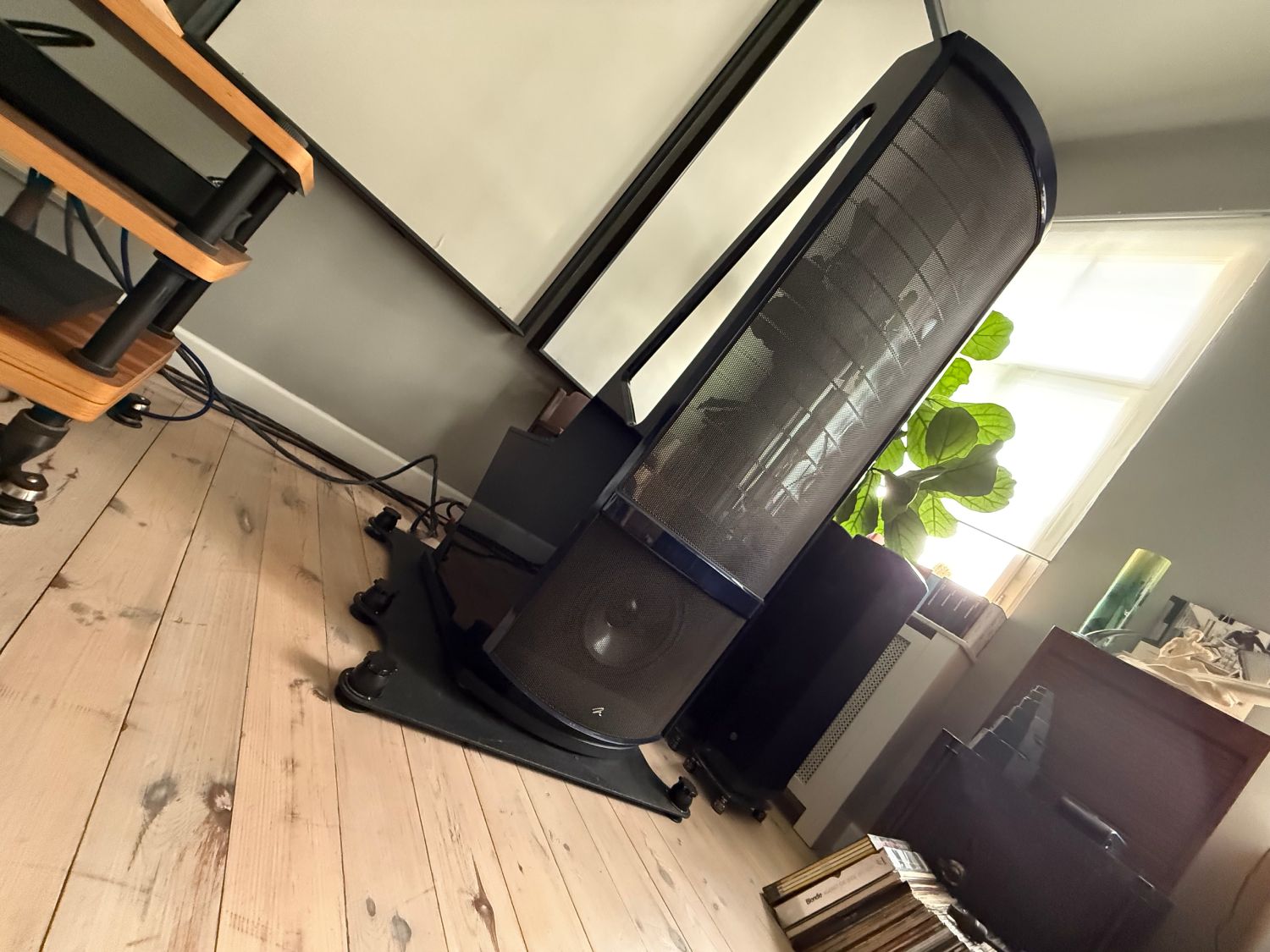 2025 06 30 TST MartinLogan Neolith 5