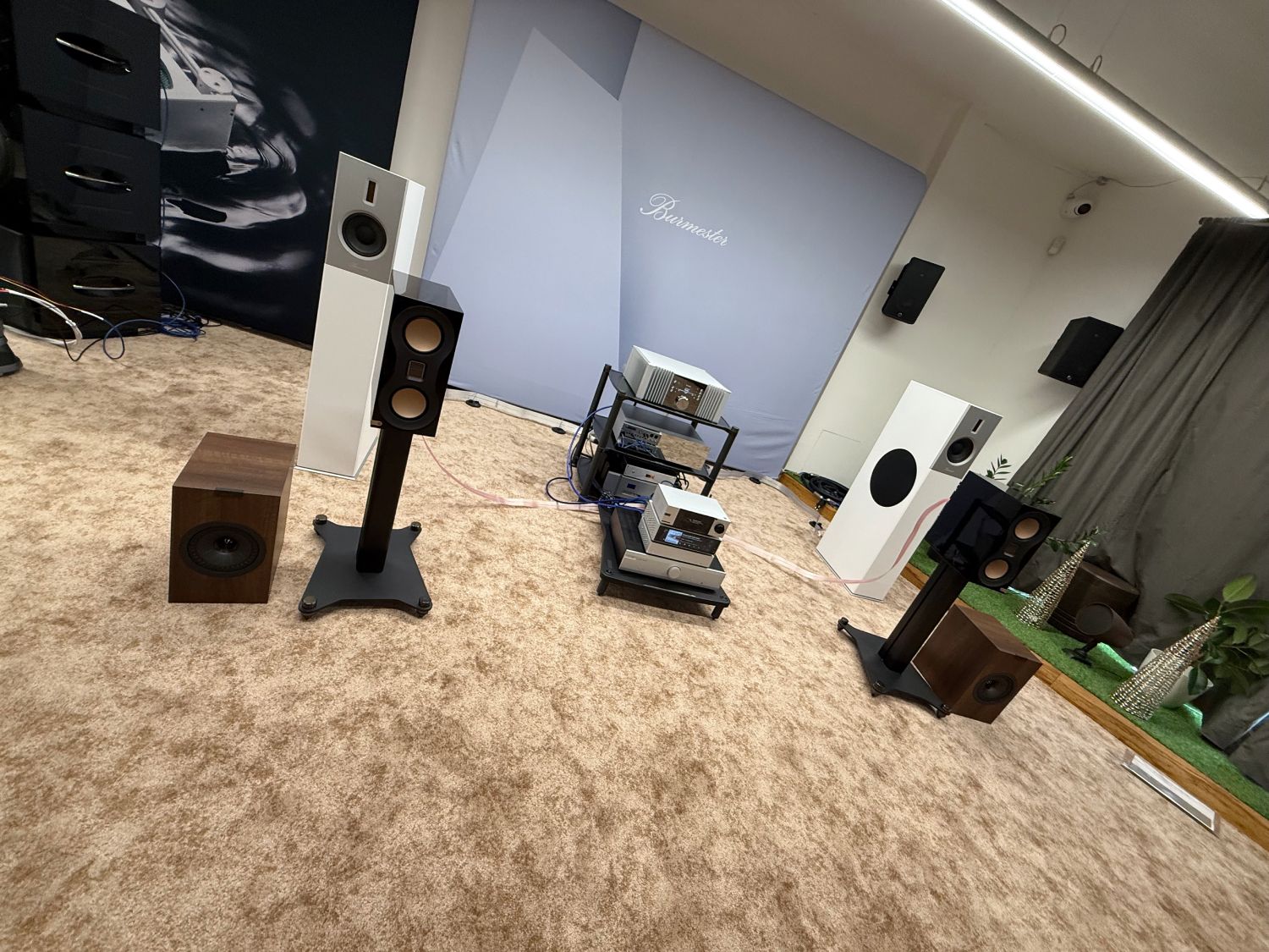 2025 08 31 TST Monitor Audio Studio 89 6