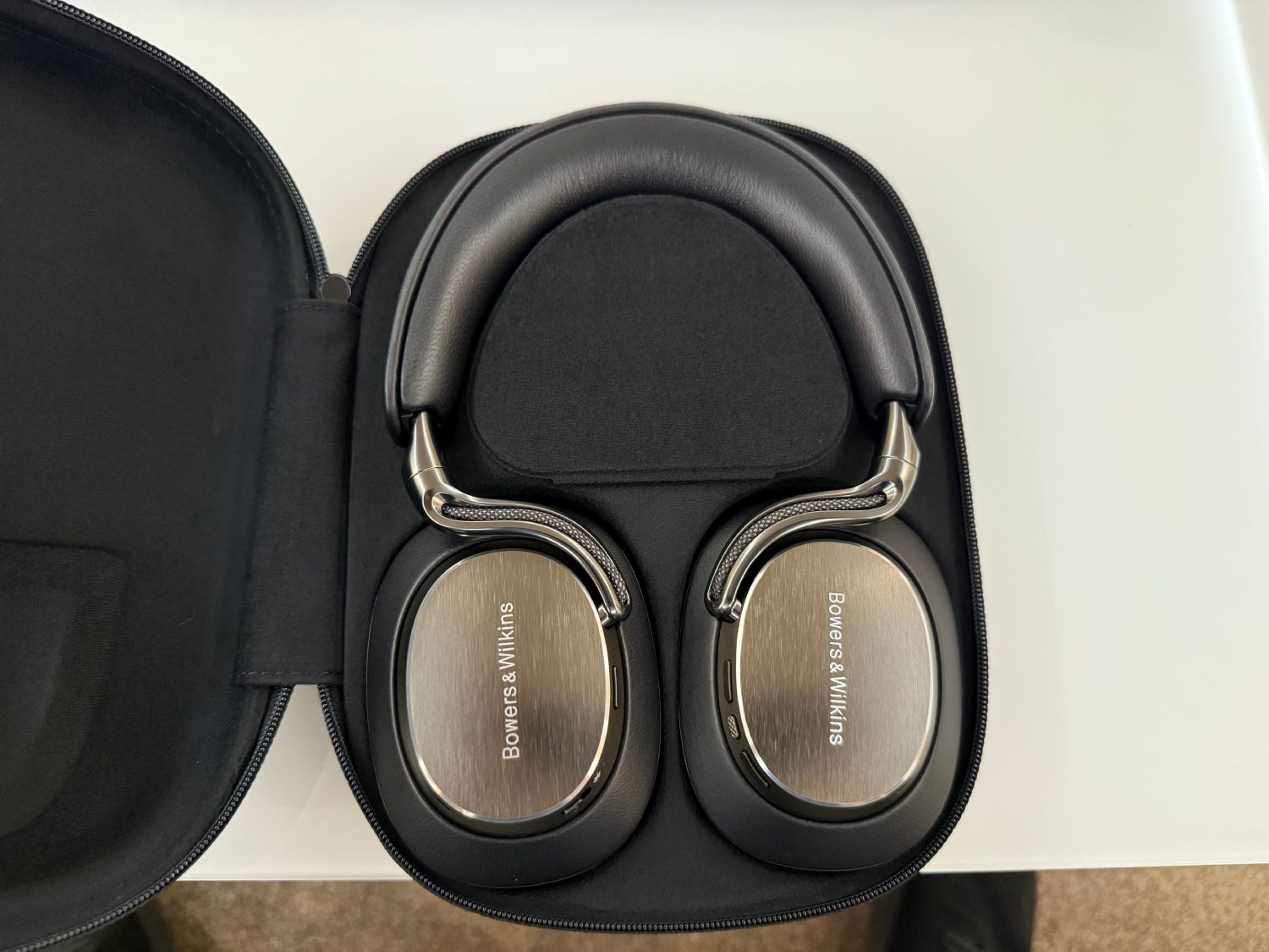 2025 09 30 TST Bowers Wilkins Px8 S2 5