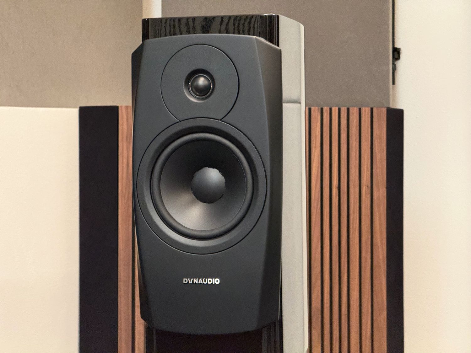 2025 09 30 TST Dynaudio Confidence 20A 26
