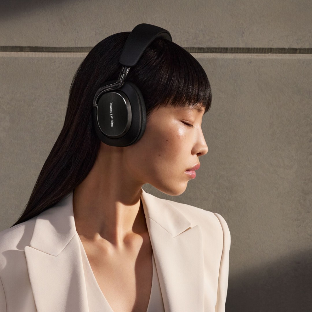 Bowers & Wilkins Px8 S2 - referenční bezdrátová sluchátka